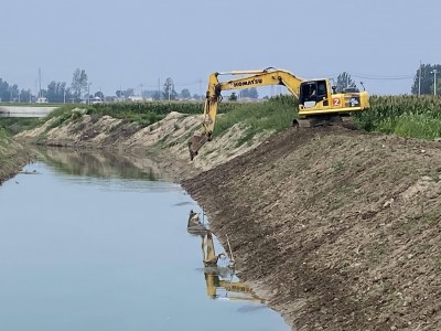 t40硬化农渠的简单

先容
「硬化水渠」